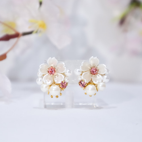 パールとクリアストーンの輝く桜イヤリング/ピアス ピンク ゴールド