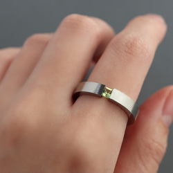 刻印♦︎ペリドットのリング♦︎サージカルステンレス♦天然石 3枚目の画像