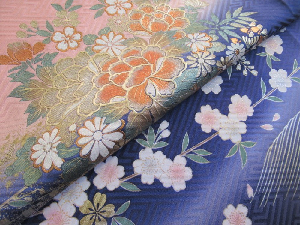 ◇桜紋、高級絹織物縮緬振袖、金彩加工、未使用に近い振袖一式