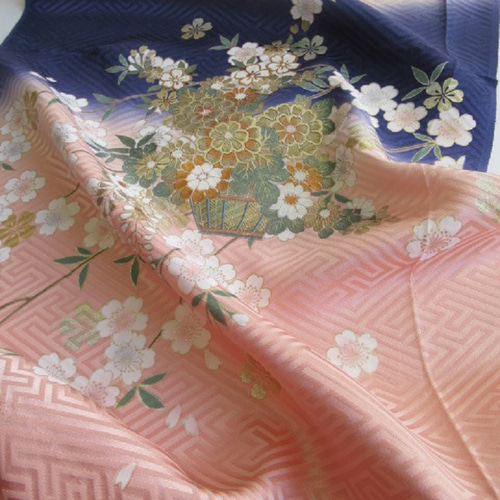 新品 正絹 小紋 反物 京友禅 老舗 岡重 金彩 象 更紗 丹後ちりめん 新品 正絹 小紋 反物 京友禅 老舗 岡重 金彩 象 更紗 丹後ちりめん