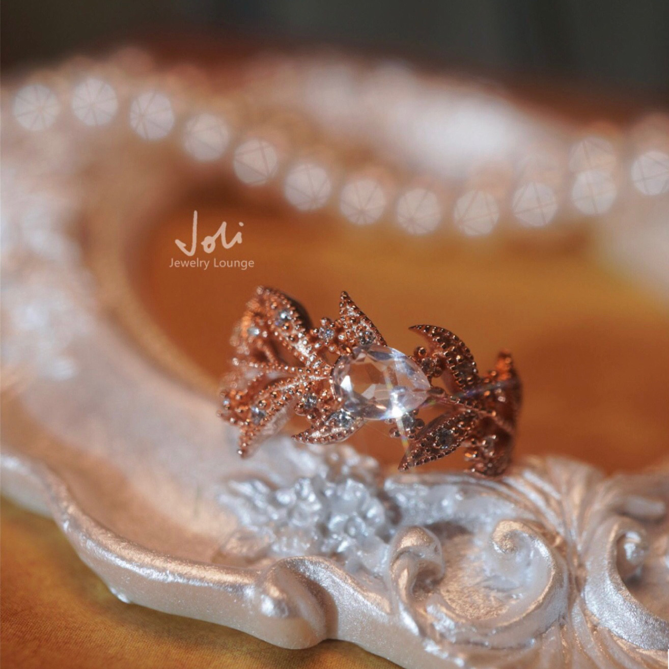 天然宝石 リーフ モルガナイト レトロ アート ドロップ ミル打ち リング キラキラ ゴージャス ピンク