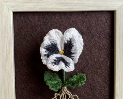 （ 美品 ）「  パンジー  」【  刺繍額 】刺繍画 Amazon | オリムパス製絲 クロスステッチ 刺しゅうキット