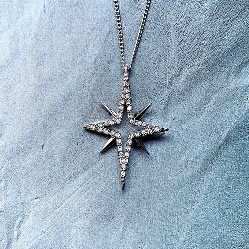 ロングスター ロングネックレス シルバー ネックレス・ペンダント  