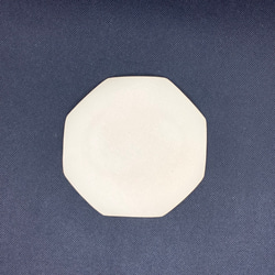 【ご予約者様専用】植木鉢　〜削り模様の白色・八角形の受け皿付き〜 11枚目の画像