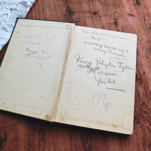 アンティーク楽譜集　1900年代初期　フランス　古書　洋書　アンティークブック ゜.:。:.背表紙が素敵な古書 英国・フランスのヴィンテージ本3冊