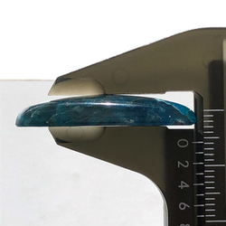ブルーアパタイト[21] 33x19mm ルース / 天然石 / カボション 7枚目の画像