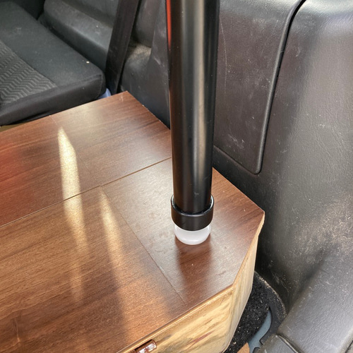 ジムニーjb23 サイドテーブル】ベテラン大工作 取り外し・高さ調整可能