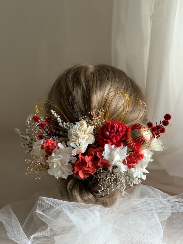 成人式髪飾り　紅白　振袖　和装　ヘッドドレス 3枚目の画像