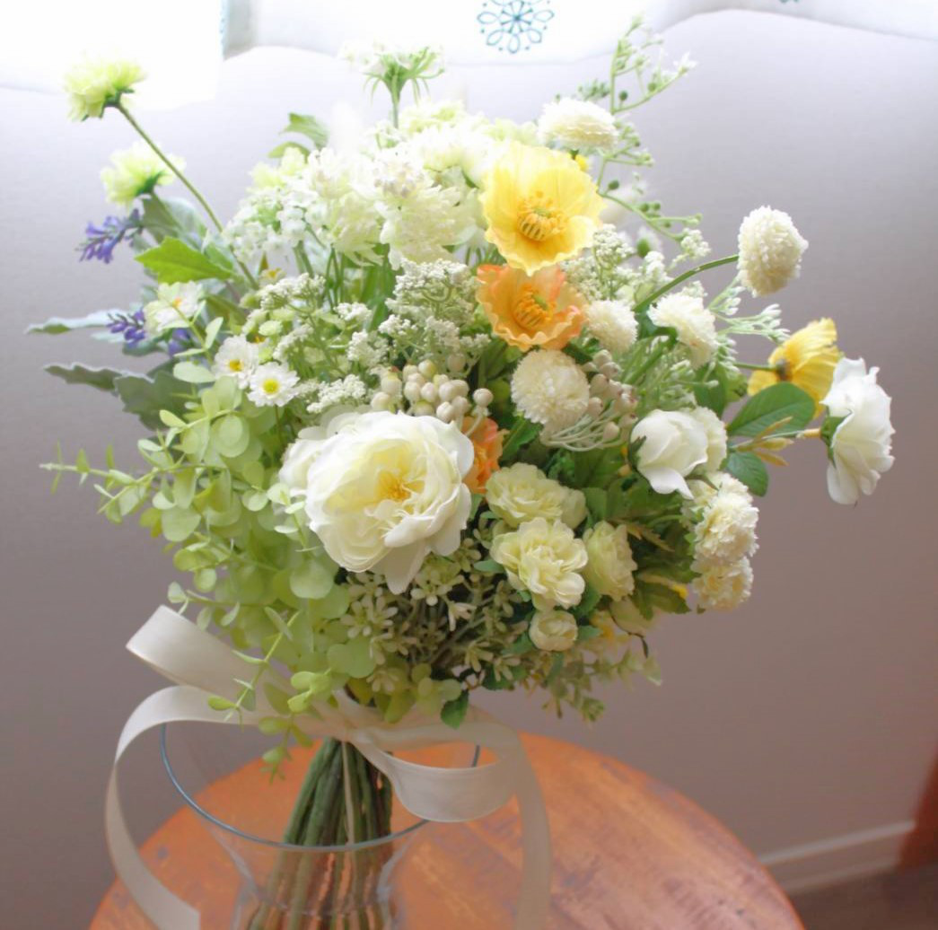 【アーティフィシャルフラワー】ふんわり束ねたナチュラルクラッチブーケ ウエディング 黄色 野の花《受注製作》35×40㎝