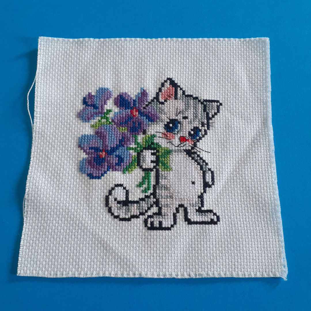 クロスステッチ刺繍　完成品　女の子　額付き　ハンドメイド　インテリア クロスステッチ刺繍 完成品 女の子 額付き ハンドメイド インテリア