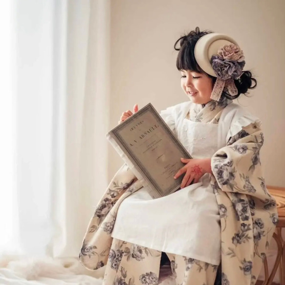 【コサージュトーク帽(クリーム)】成人式 七五三 髪飾り 着物 ヘッドドレス　キッズ　誕生日 1枚目の画像