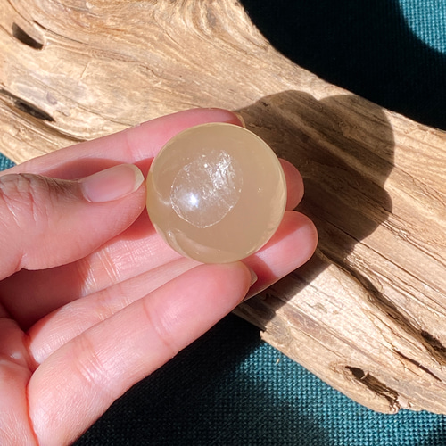 すごい虹！ジラソルクォーツ スフィア めちゃくちゃ可愛い デカ