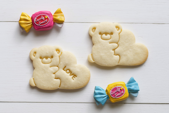 ハートに抱きつくクマ【LOVEなし】(スタンプ付き)　クッキー型・クッキーカッター 3枚目の画像
