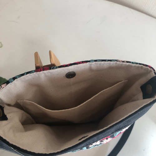 サコッシュ(スマホショルダー) 黒系 Ⅳ サコッシュ tumugi 通販  