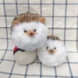 羊毛氈 擬真 寵物 仿真 動物 刺蝟 球型 球狀 吊飾 聖誕節 飾品 第2張的照片
