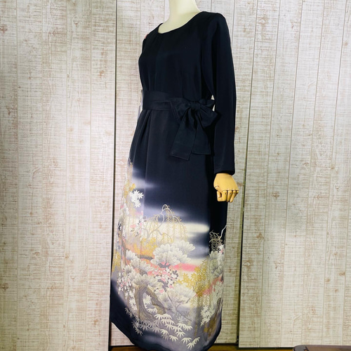 着物リメイク＊金彩松・藤・橘模様正絹黒留袖ワンピースM～L＆