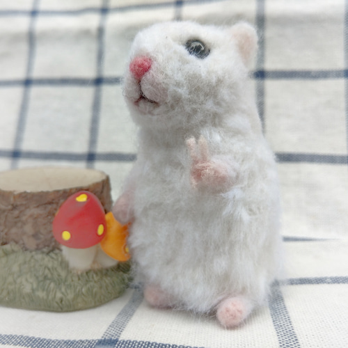 羊毛フェルトのハムスター 羊毛フェルト】ジャンガリアンハムスターを作る／Needle felting