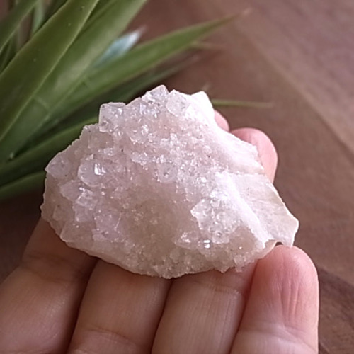 ピンクアポフィライト 28g インド産 原石 天然石 天然石 宙と