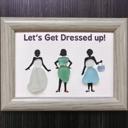シーグラスアート　「Let’s Get Dressed up!」 1枚目の画像
