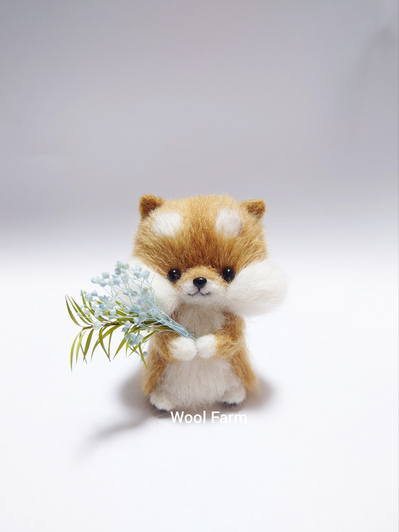 柴犬とお花(水色)　～Wool Farm～　羊毛フェルト 1枚目の画像