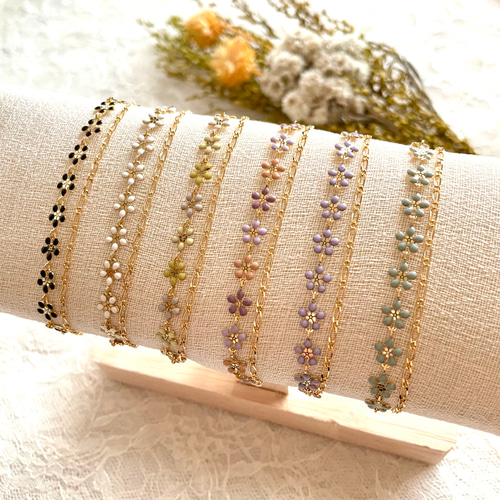 うさぎチャーム付き♡フラワーチェーン 2連ブレスレット ブレスレット