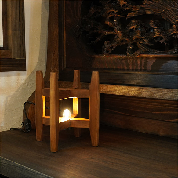 大きな糸車のランプ テーブルランプ 和モダン 照明 アンティーク 間接