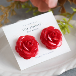 プリンセスドゥモナコ（赤）イヤリング／ピアス 大ぶり レッド 薔薇