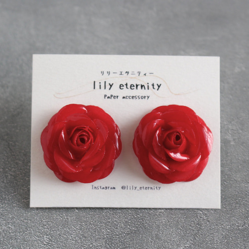 プリンセスドゥモナコ（赤）イヤリング／ピアス 大ぶり レッド 薔薇