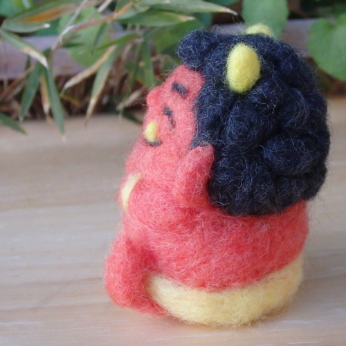 m様ご予約品》ニコニコ笑顔の赤鬼さんと青鬼さん♥ 羊毛フェルト 紫花