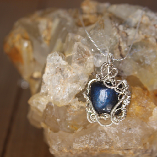 ダークブルーラブラドライト シルバー925 ワイヤーラッピング