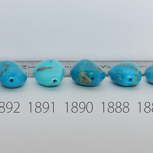 No.1888○*ターコイズ 18金革紐ネックレス○*K18 トルコ石 No.1888○*ターコイズ 18金革紐ネックレス○*K18 トルコ石