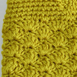 ちょっとお買い物！手編みミニトートバッグ 　松編み　小麦色 5枚目の画像