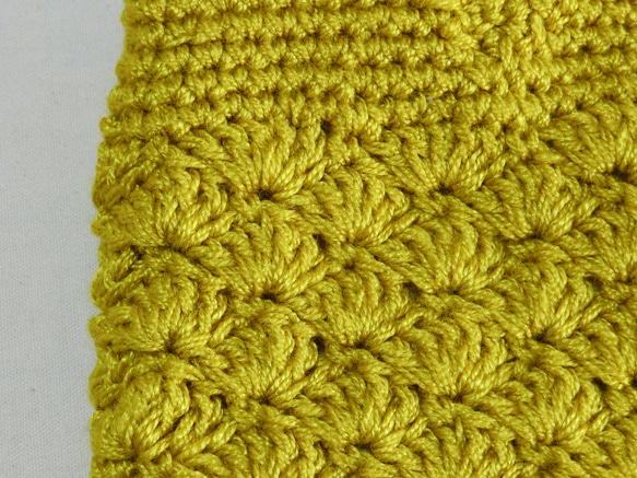 ちょっとお買い物！手編みミニトートバッグ 　松編み　小麦色 5枚目の画像