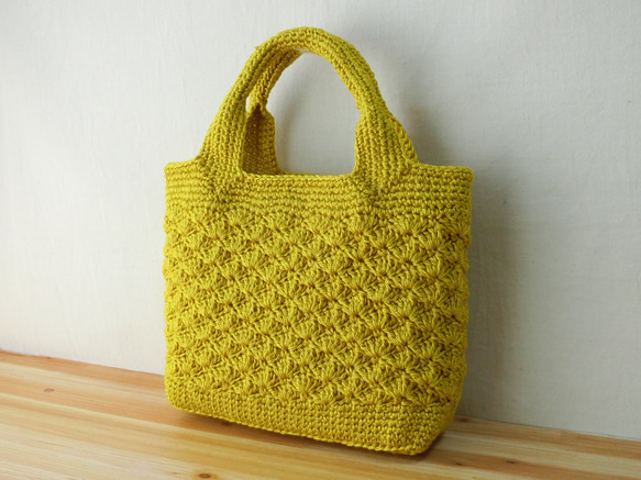 ちょっとお買い物！手編みミニトートバッグ 　松編み　小麦色 1枚目の画像