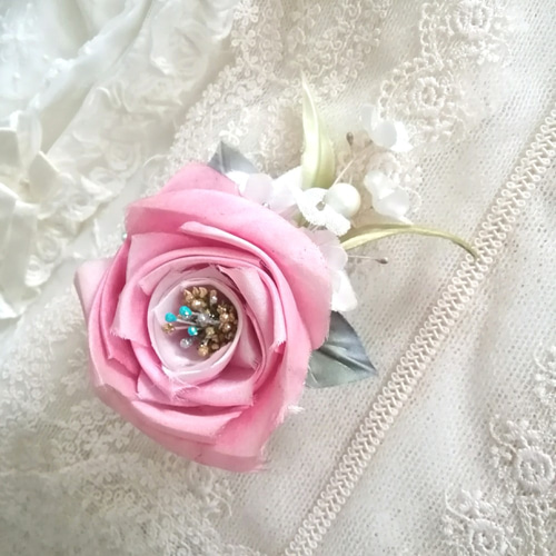 あなたにおすすめの商品 染め布花＊お洒落な薔薇のコサージュ コサージュ ｱﾄﾘｴFlower アクセサリー