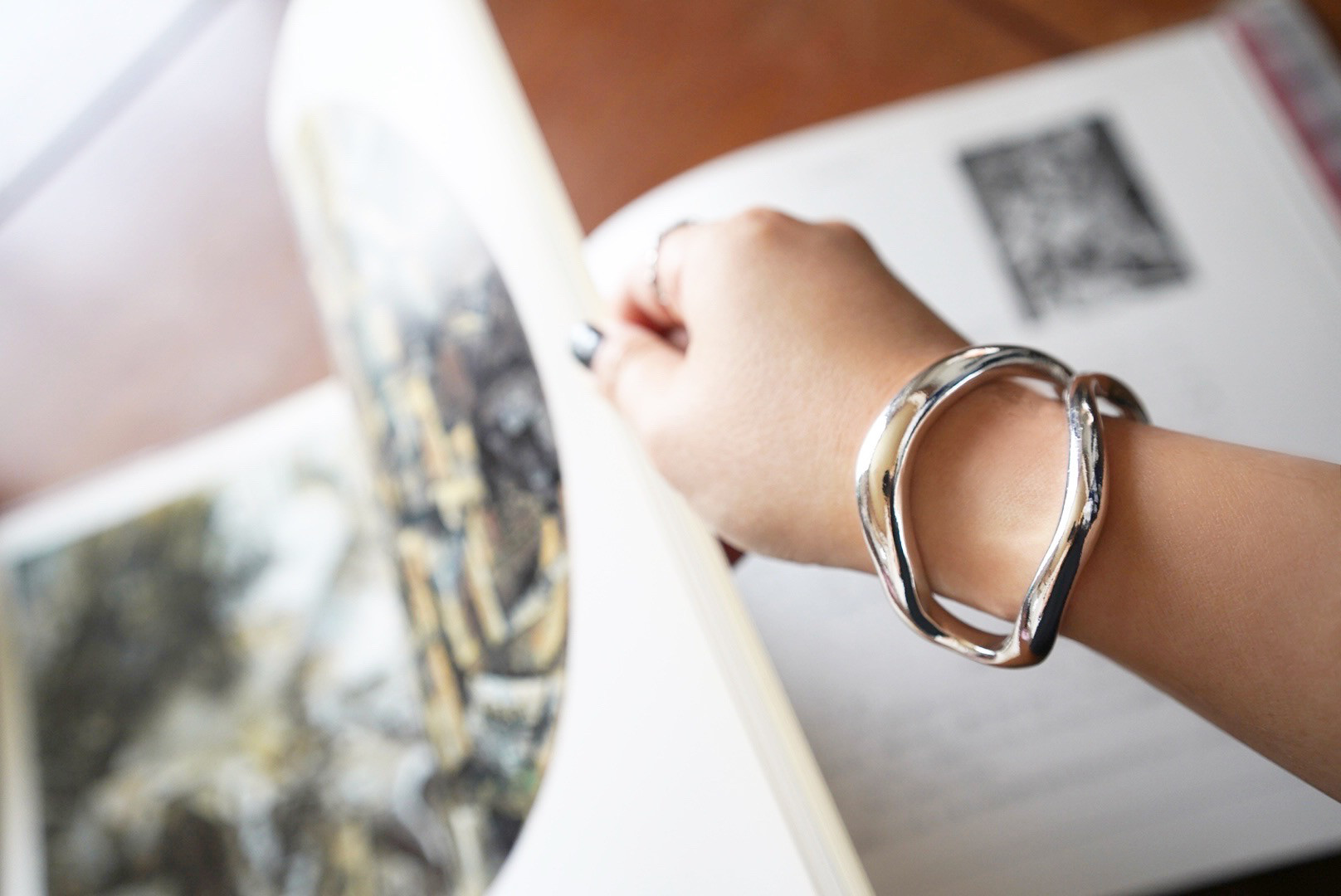 S129　再販　sv925 シルバーワイドバングル　2連　ダブルライン