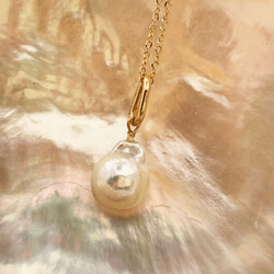 K18ゴールド アコヤ真珠ペンダントトップ（天然色） 3枚目の画像