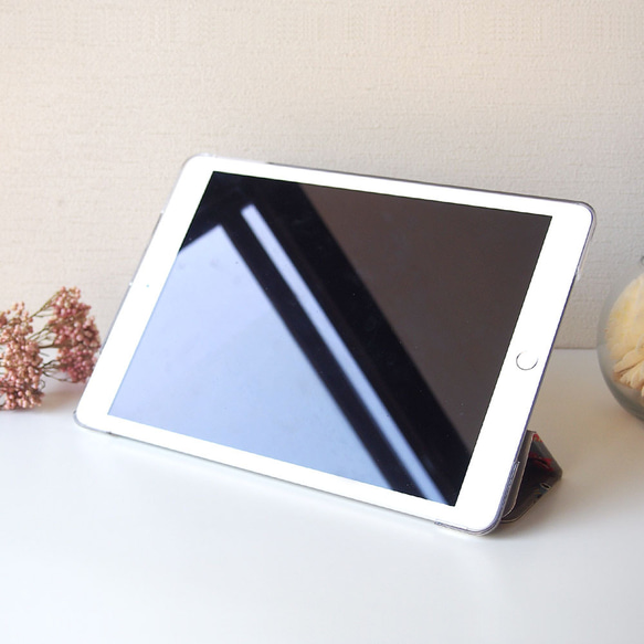 ペン収納付手帳型iPadケース【桜うさぎ】三折りスタンド機能付ソフトケースタイプ 8枚目の画像