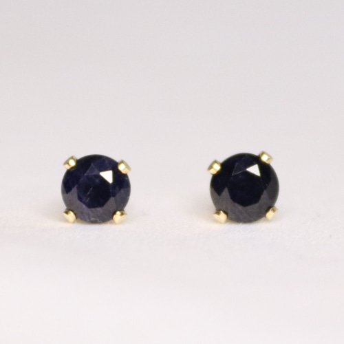 14KGF ブラックサファイア 4mm シンプル 一粒 ピアス ピアス（スタッド