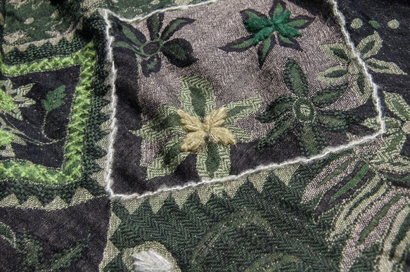 喀什米爾Cashmere刺繡羊毛披肩 針織圍巾 刺繡圍巾 克什米爾-花朵生日禮物 聖誕交換禮物 母親節禮物 情人節禮物 第2張的照片