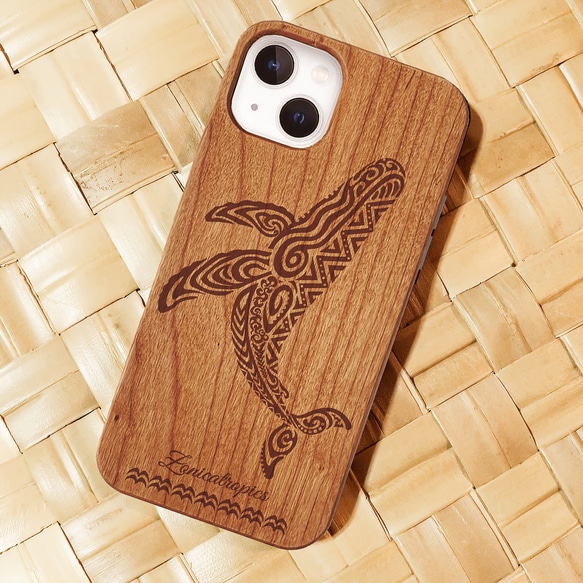 iPhone 【Humpback whale】桜ウッドケース　限定機種　木製ケース　クジラ　ハワイ　小笠原　スマホケース 1枚目の画像