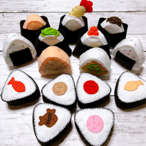 フェルト おにぎり クリスマス2025 クリスマス飾りをフェルトで手作り