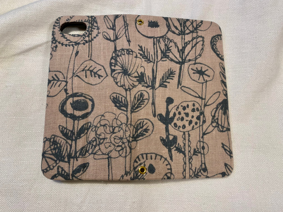 ◆完成品◆  ミナペルホネン  letter of flower ピンクベージュ　手帳型スマホケース　スマホショルダー 2枚目の画像