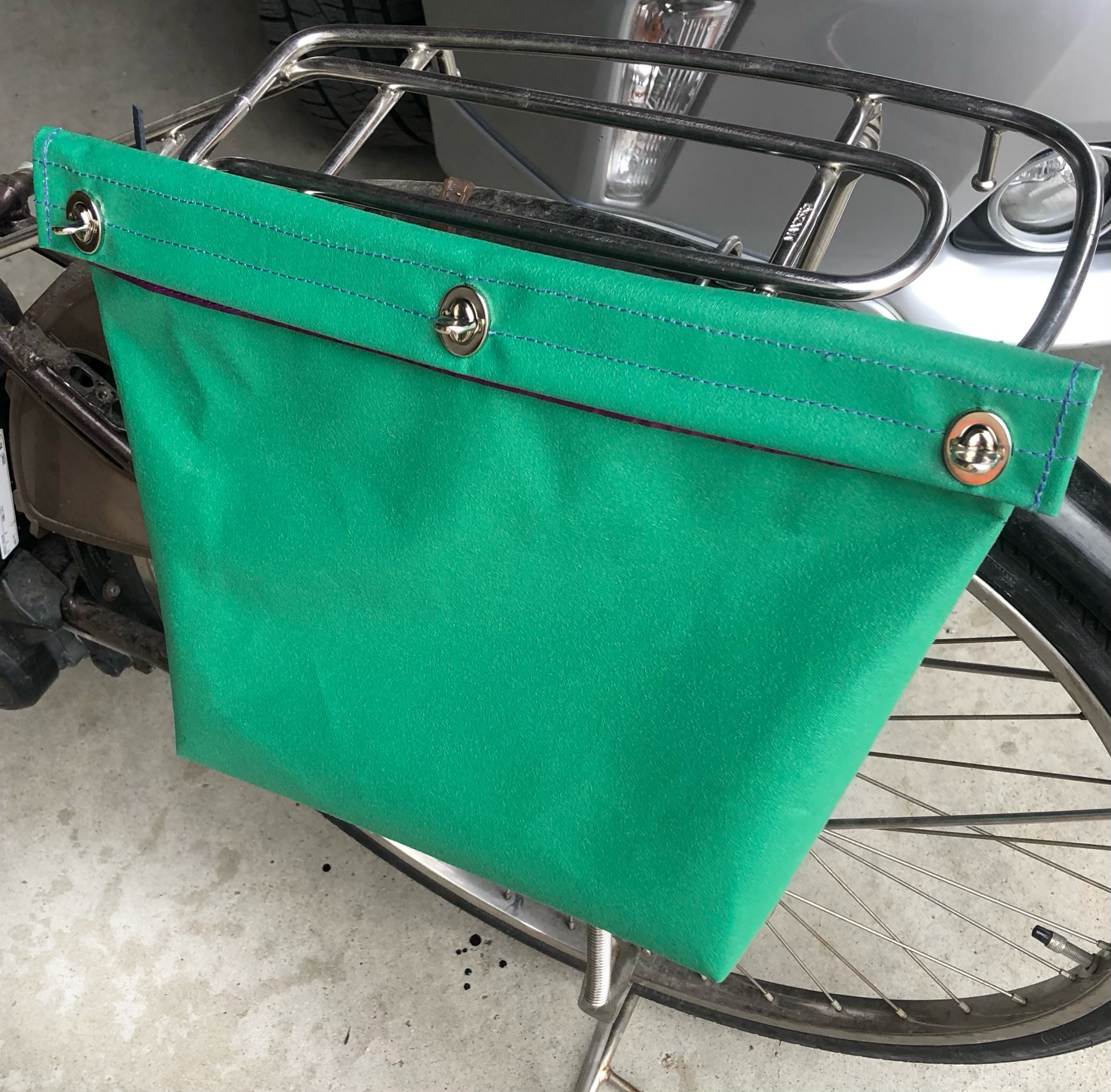 Knog 自転車用パニアバッグ 71XxPPeo3sL._AC_UL210_SR210,