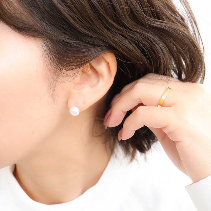 14kgf/ぽってりボタン淡水パールのピアス