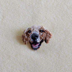 ゴールデン・レトリバーの刺繍ブローチ　犬 3枚目の画像