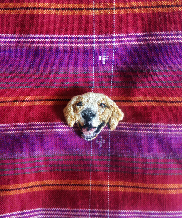 ゴールデン・レトリバーの刺繍ブローチ　犬 5枚目の画像