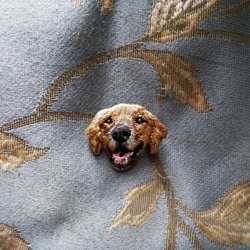 ゴールデン・レトリバーの刺繍ブローチ　犬 2枚目の画像
