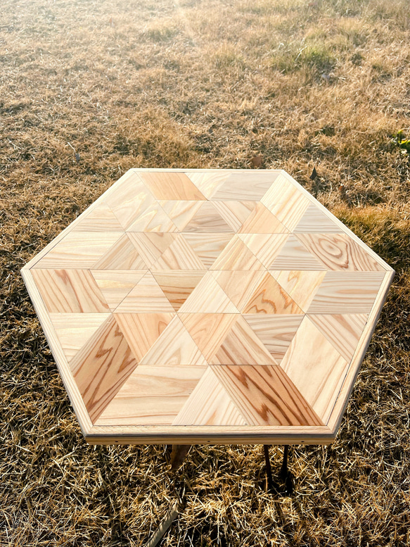 【杉無垢】寄木 折りたたみヘキサテーブル 4枚目の画像