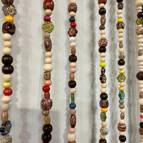 ウッドビーズのれん（お花ビーズ） その他インテリア雑貨 はな